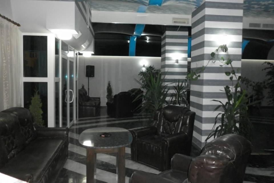 Hotel Ineul Rodna Buitenkant foto